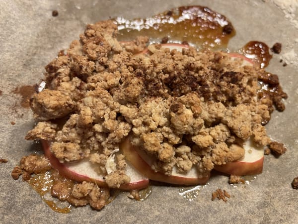 Mini Apfel-Erdnuss-Crumble