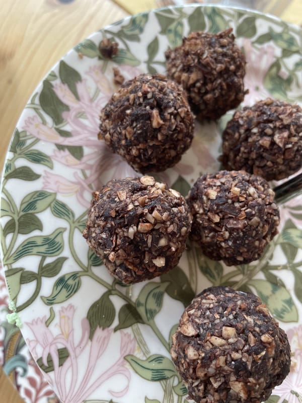 Schokoladen-Energy-Bites